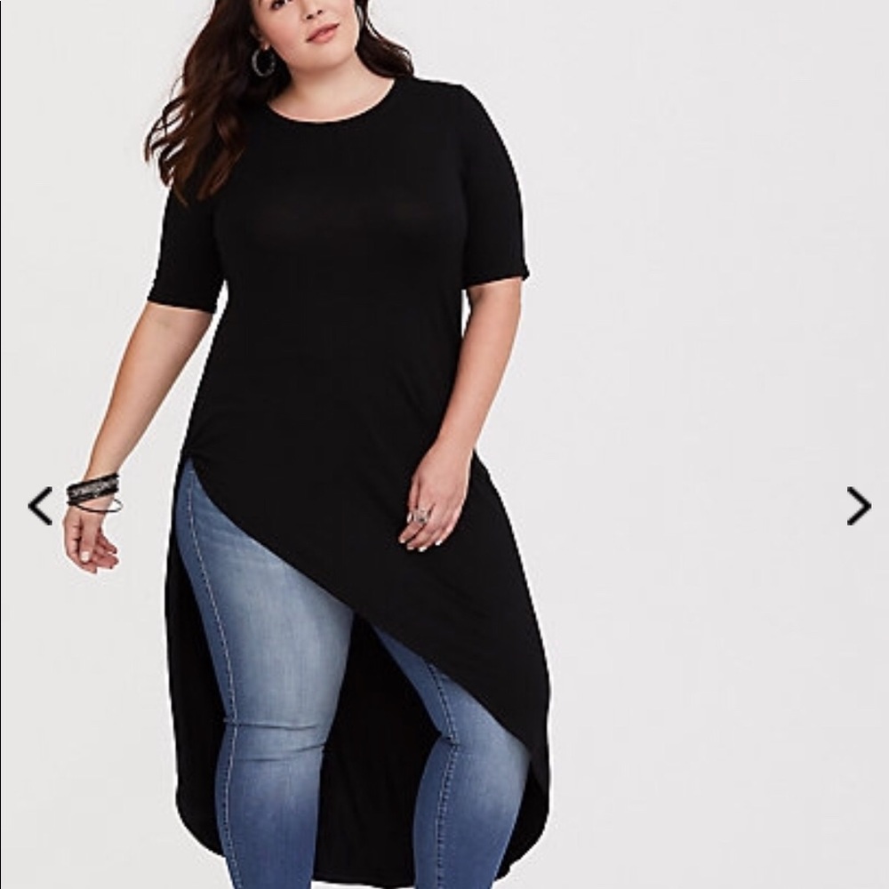 Torrid Black Knotted Tunic Size 6